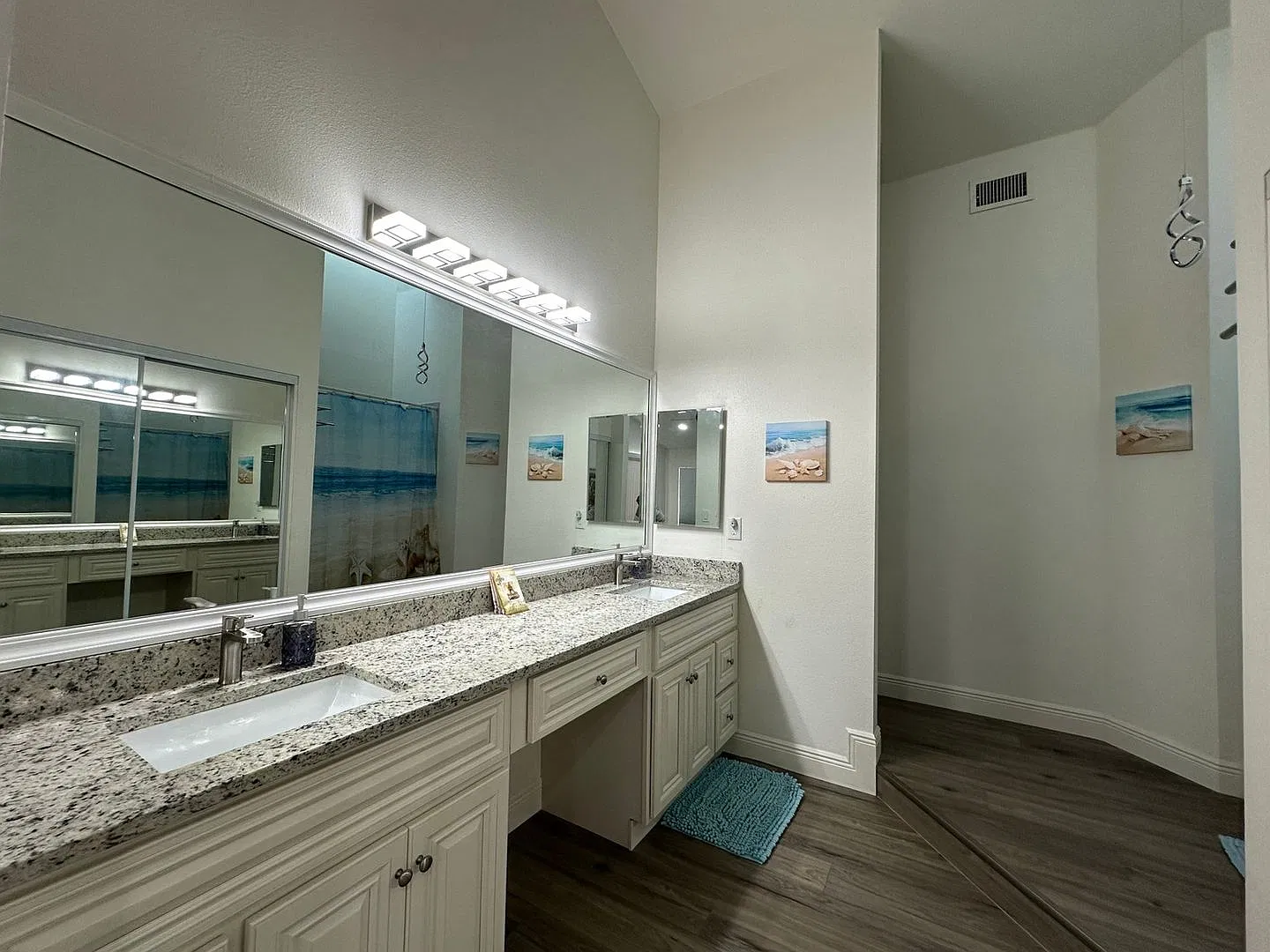 Charming 3BR House in North Port — Photo 3