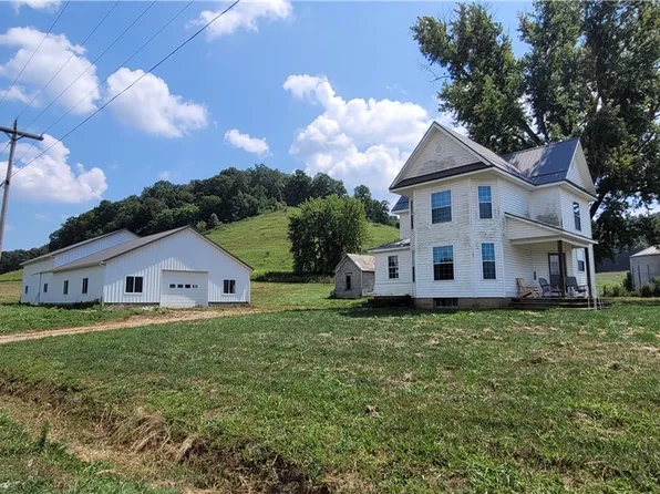 16066 State Route 258 SW, Newcomerstown, OH 43832