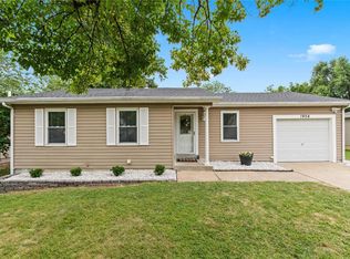 1904 Winter Hill Dr, O'Fallon, MO 63366