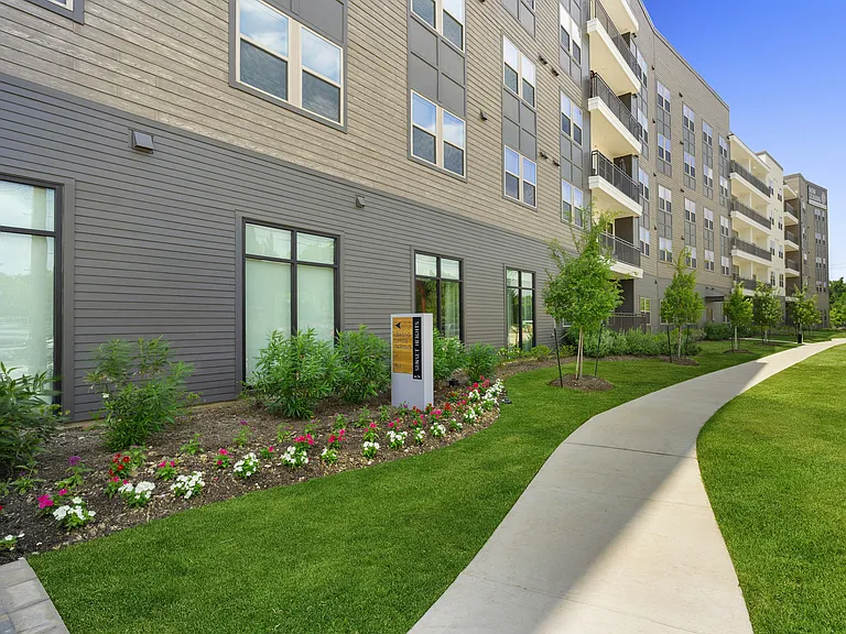 Alta Sunset Heights — Photo 26