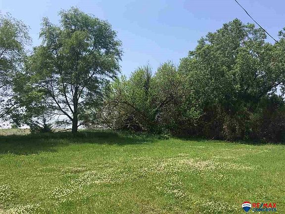 3rd image of 1445 NW 40th St