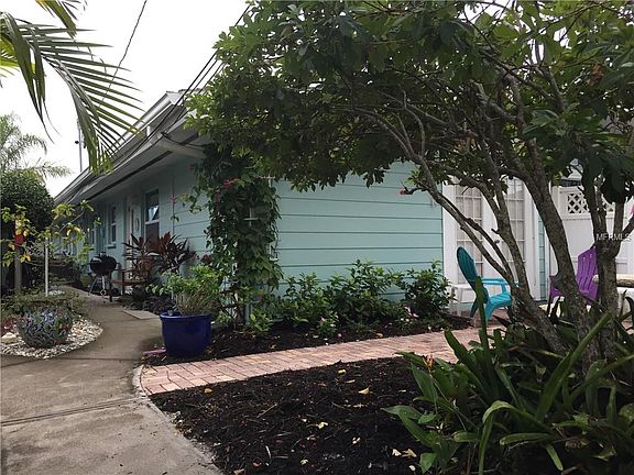 2nd image of 5237 Avenida Navarra #A