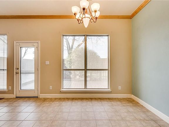 5th image of 3502 Brookside Dr