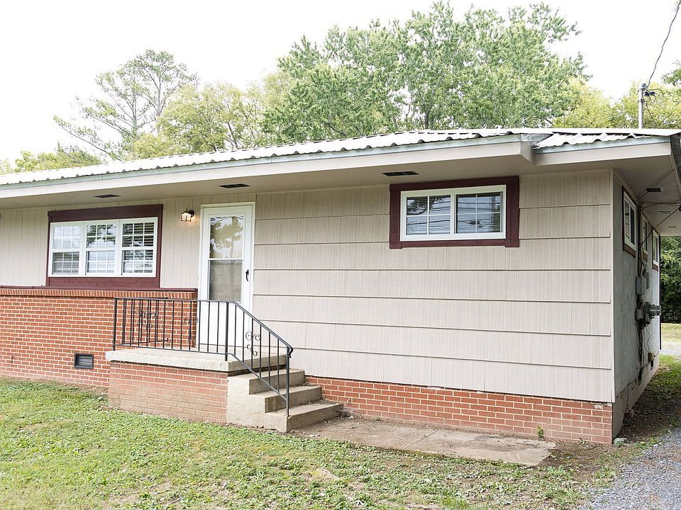 1st image of 2410 Hickory Valley Rd Unit 2410