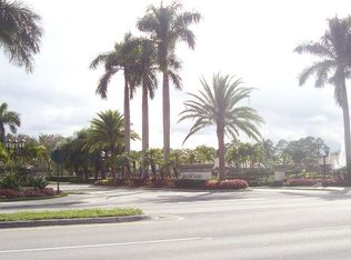 8811 Marlamoor Ln, West Palm Beach, FL 33412