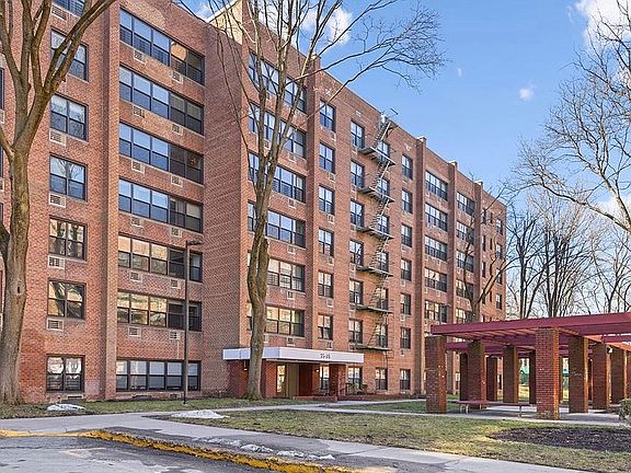 3rd image of 75-34 Bell Blvd Unit Ld