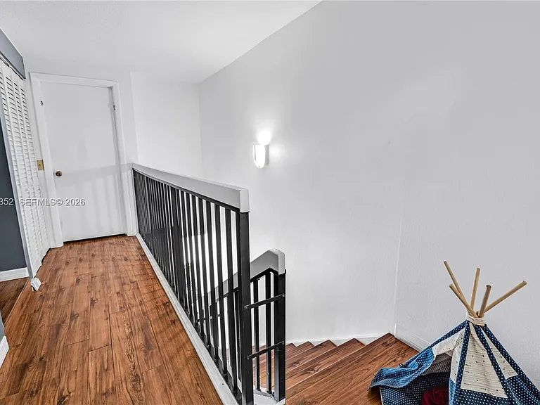 1424 NW 113th Way — Photo 16