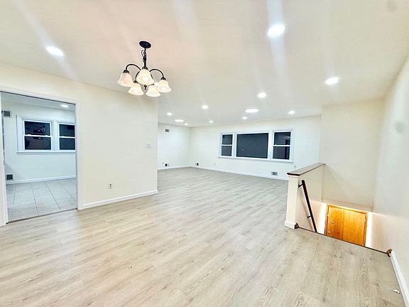 4th image of 588 Avenue A Floor 3