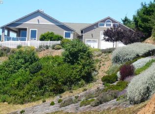 16890 Crown Terrace Rd, Brookings, OR 97415