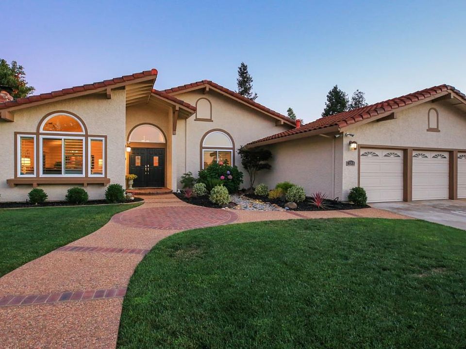 1st image of 3344 Meadowlands Ln