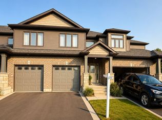 20 Lawson St #14, Grand Valley, ON L9W7P1