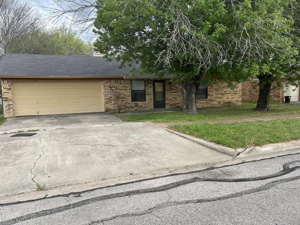 2108 Lago Trl, Killeen, TX 76543