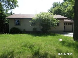 838 Holt Ave NW, Elk River, MN 55330