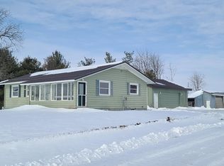 10443 Osage Rd, Waterloo, IA 50703