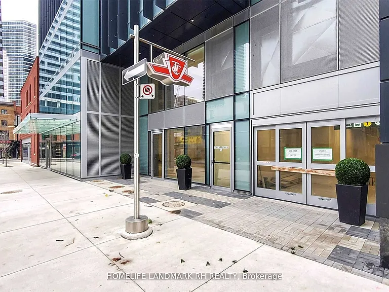 3 Gloucester St #610 — Photo 27