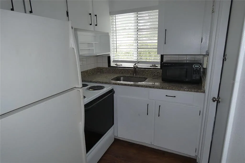 1 bed, 1.0 bath, 475 sqft, $1,200 — Photo 4