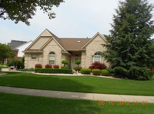 4813 Sunderland Dr, Sterling Heights, MI 48314
