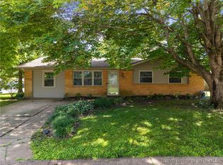 1004 Hazelwood Dr, Clarksville, IN 47129