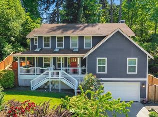 763 Klickitat Pl NE, Bainbridge Island, WA 98110