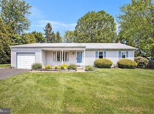 2730 Pioneer Rd, Hatboro, PA 19040