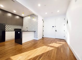 877 Park Ave #3F, Brooklyn, NY 11206