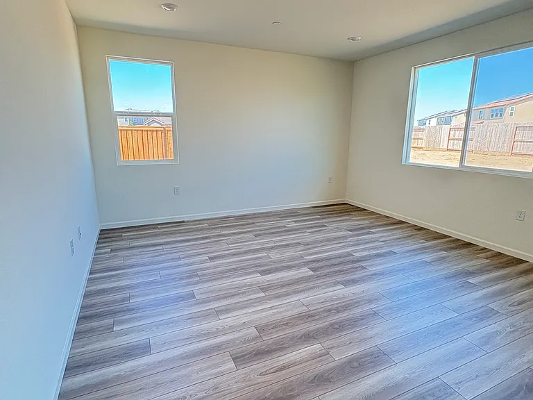 2231 Moscadello St — Photo 11