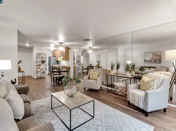 1411 Creekside Dr APT 14, Walnut Creek, CA 94596