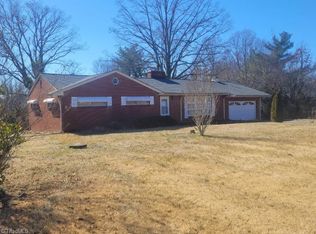 420 Linville Rd, Kernersville, NC 27284