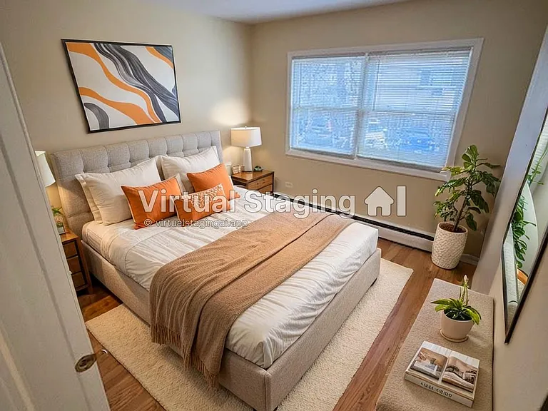 1971 N 19th Ave #9 — Photo 9