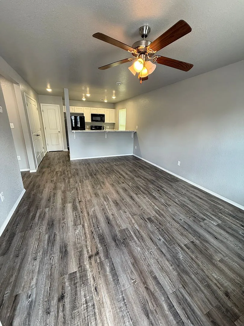 Plum Place — Photo 2