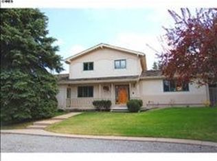 8962 Comanche Rd, Longmont, CO 80503