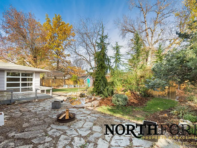 2426 N Redway Rd — Photo 19