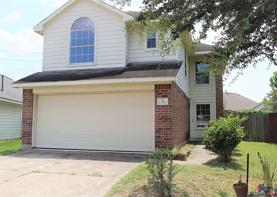 1st image of 13743 Aviva Ln