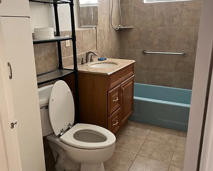 1702 Grandview Ave — Photo 9