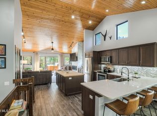 113 Village Point Dr #113, Breckenridge, CO 80424