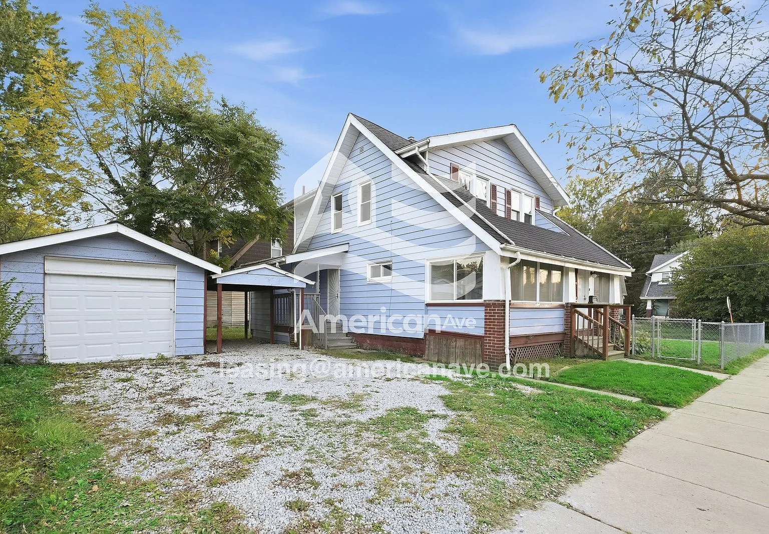 3 bed, 2.5 bath, 1290 sqft, $1,172 — Photo 2