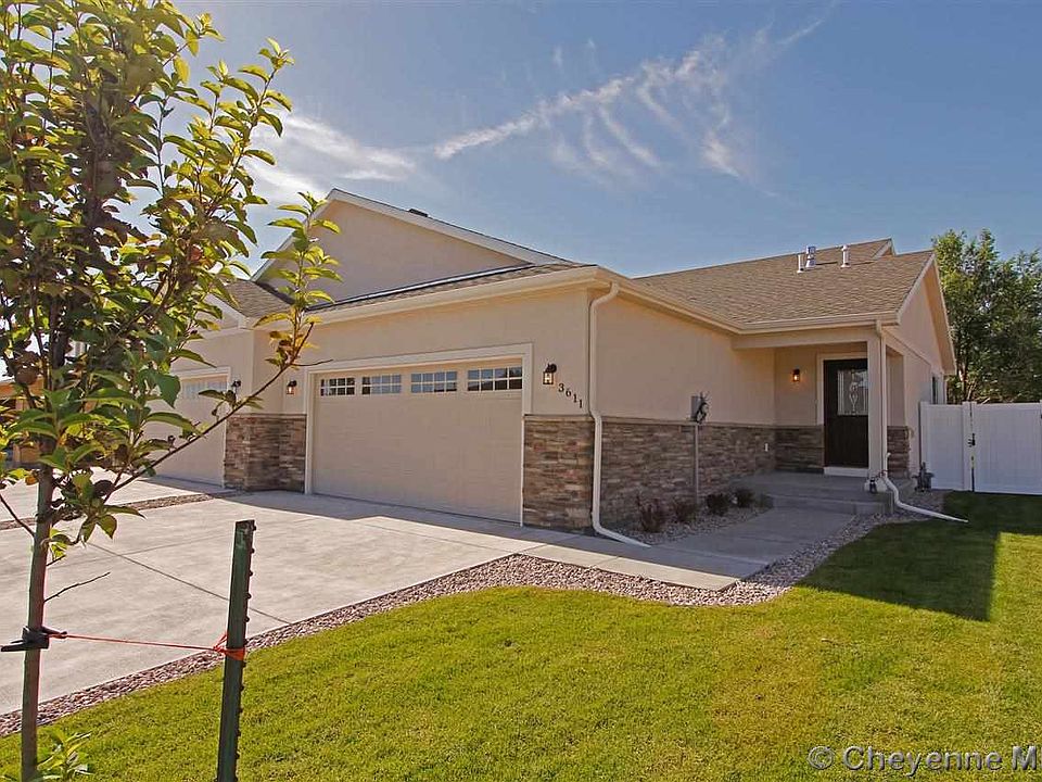 1st image of 3605 Woodhaven Dr