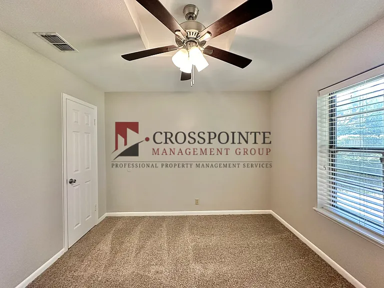 2448 Holly Ln — Photo 19