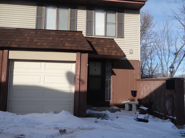 1911 Parklake Dr APT F, Morris, IL 60450