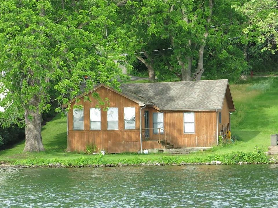 1st image of 4963 Waters Edge Dr