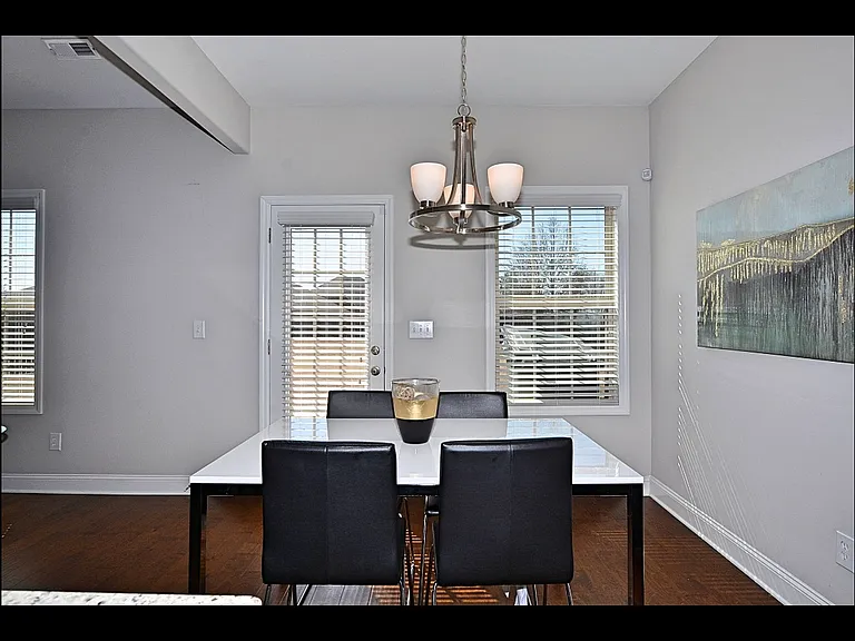 605 Summerdawn Pl — Photo 17