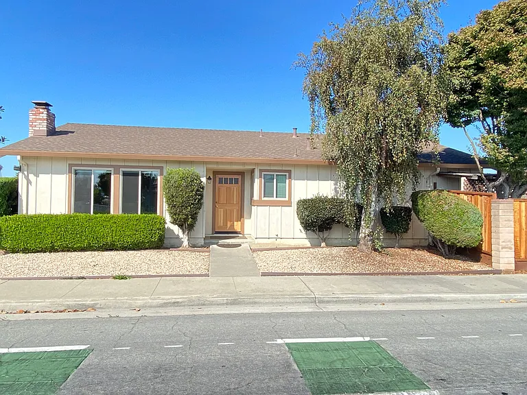 500 Cloudview Dr — Photo 10