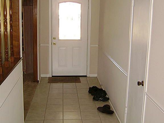 3rd image of 3815 Black Locust Dr