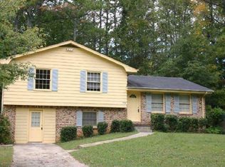 9066 Homewood Dr, Riverdale, GA 30274