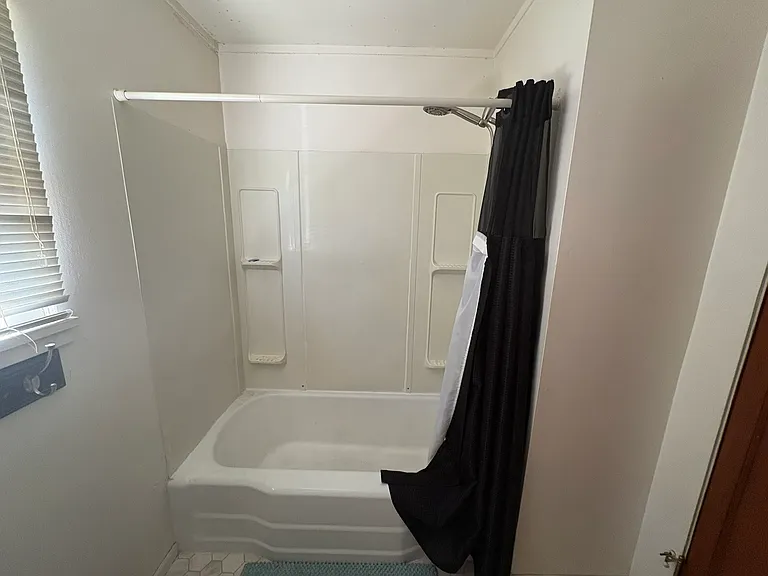 1618 Browne Ave #A — Photo 5