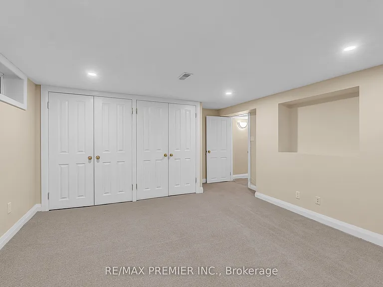 5 Killarney Rd #LOWER LEVEL — Photo 11