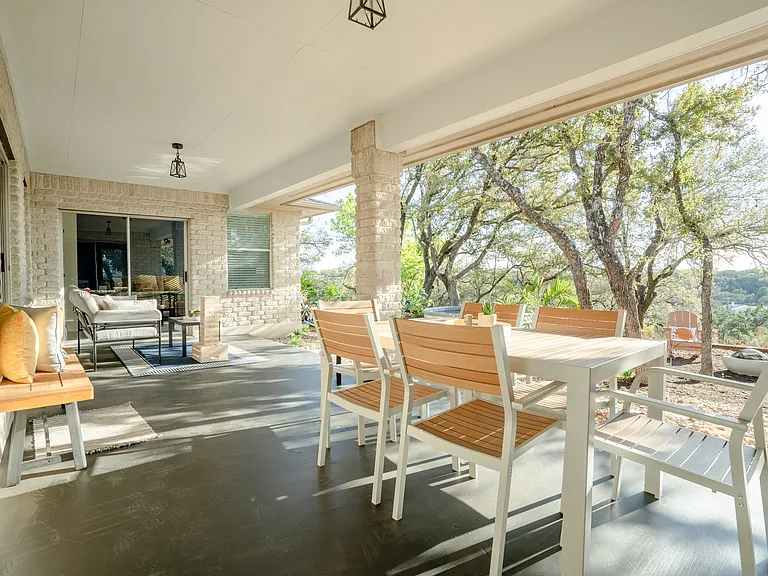 20712 Camel Back St — Photo 34
