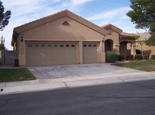 10833 Katepwa St, Apple Valley, CA 92308