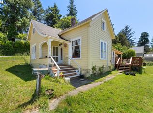 1030 Willow St, Myrtle Point, OR 97458