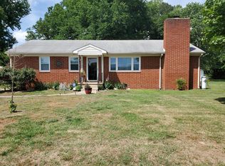 3018 Dulwich Dr, North Chesterfield, VA 23234